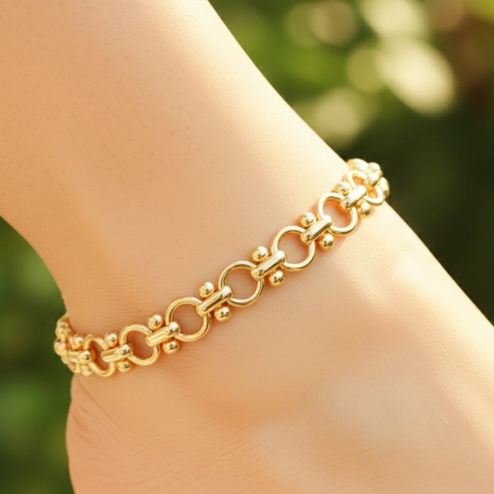 "Handmade Anklet – Elegant & Delicate Jewelry for Women | UNVRC1607 - Picture 5 of 5